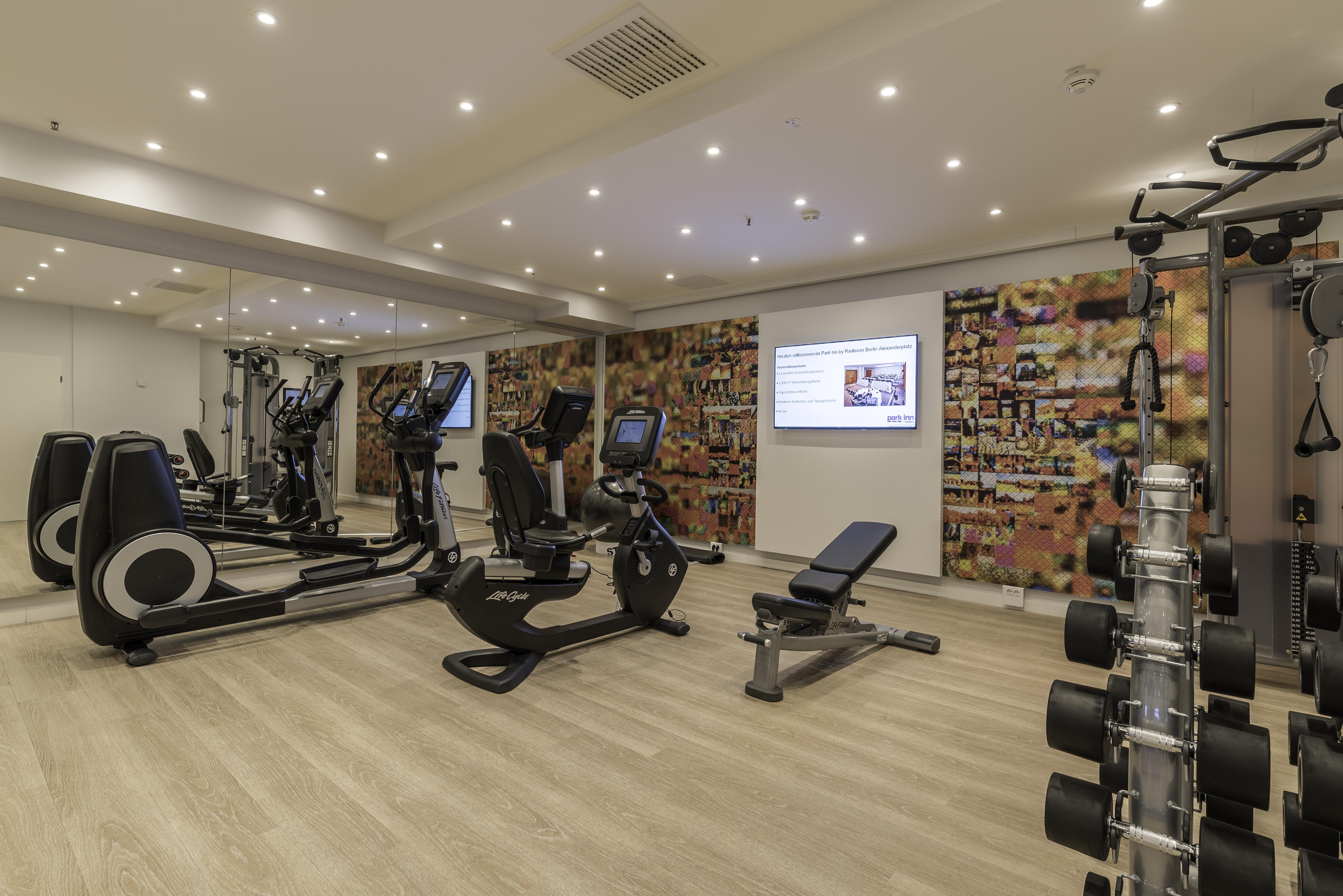 Park Inn By Radisson Berlin Alexanderplatz — Photos 1